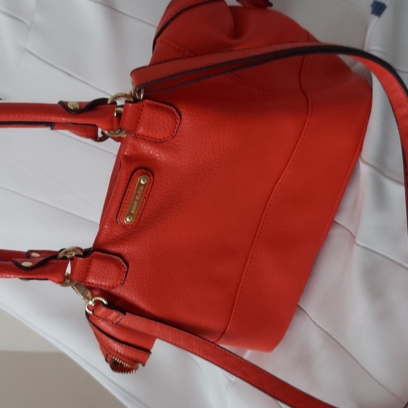 Anne Klein - Picture 6 of 7